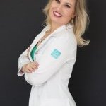 Betina Stefanello, dermatologista e membro titular da Sociedade Brasileira de Dermatologia