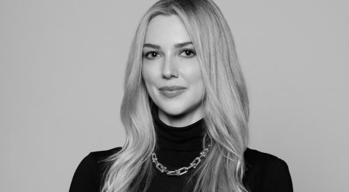 Estée Lauder nomeia Madeleine Boyd para reforçar o apelo de suas marcas
