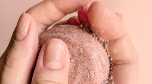 Balai Vegan Treatment lança shampoo e condicionar sólidos revitalizantes