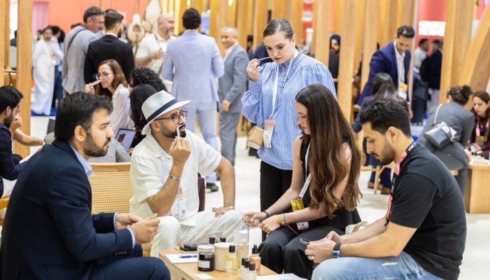 Beautyworld Middle East celebra 30 anos em meio à ascensão dos perfumes árabes
