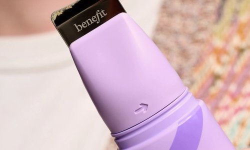 Cosmogen cria a embalagem do novo The POREfessional Degunker da Benefit