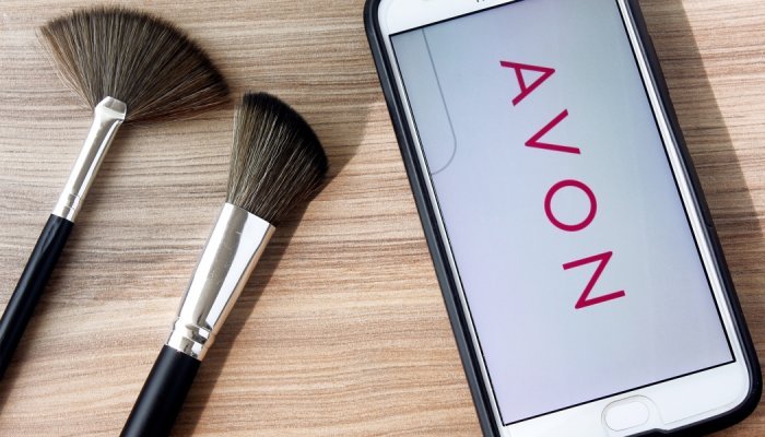 Regent unifica as operações da Avon no mundo sob uma única liderança