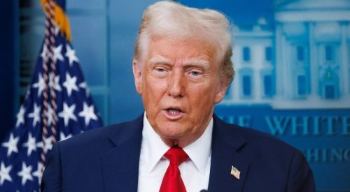 Trump eleva tarifas a produtos de dezenas de países, Brasil promete lutar