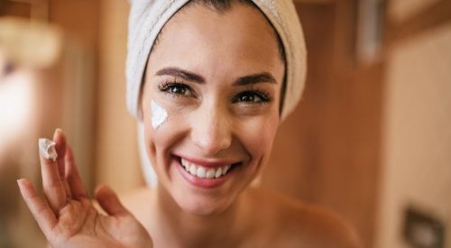 Gluconolactona se destaca como próxima geração de esfoliantes químicos