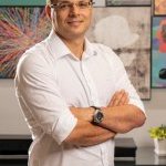Celso de Moraes, CEO da rede multimarca Mundo do Cabeleireiro