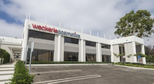 Em resposta à crise, Weckerle lança amostra de batom segura e sustentável