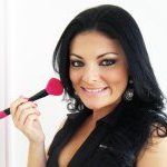 Natalia Antunes, sócia-proprietária da LUMI Cosméticos