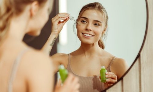 Liberado pela Anvisa, ácido azelaico deve atrair indústria de skincare no Brasil