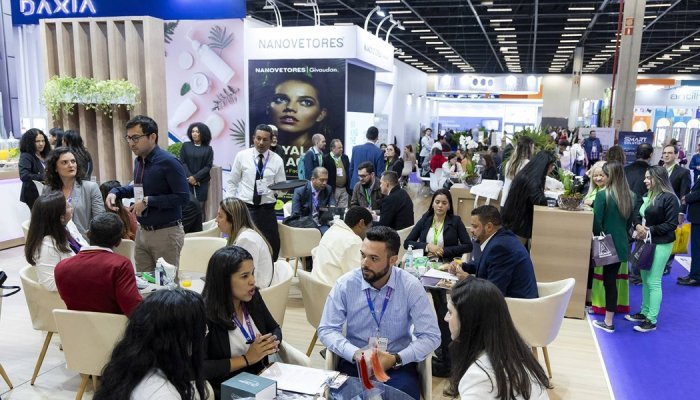 FCE Pharma e FCE Cosmetique abrem credenciamento para visitantes