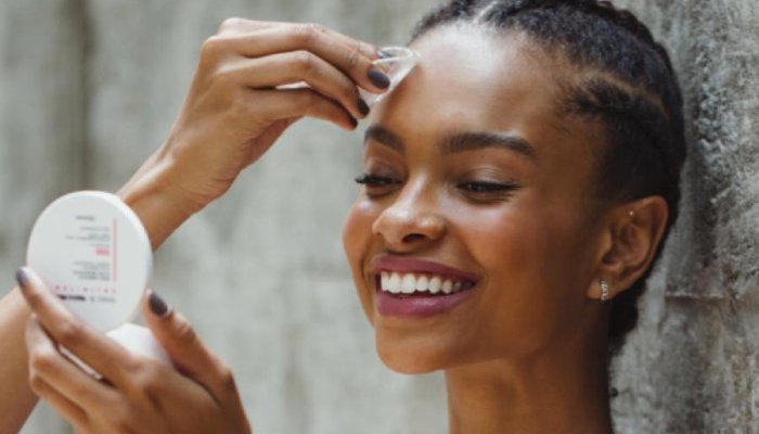 Make B. e Track&Field lançam linha de maquiagem ultra resistente para esportes