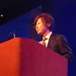  Tomonobu Ezure é o primeiro investigador a receber dois prêmios da IFSCC consecutivamente 