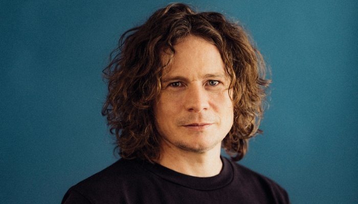 Isaac Sinclair integra a equipe criativa da IFF na França como perfumista sênior