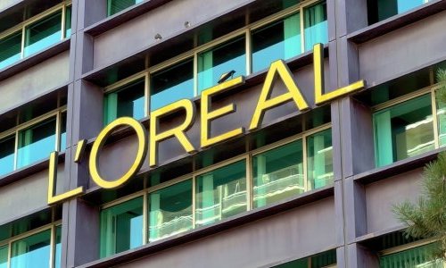 A L'Oréal intensifica o foco na inovação após vendas abaixo do esperado em 2025
