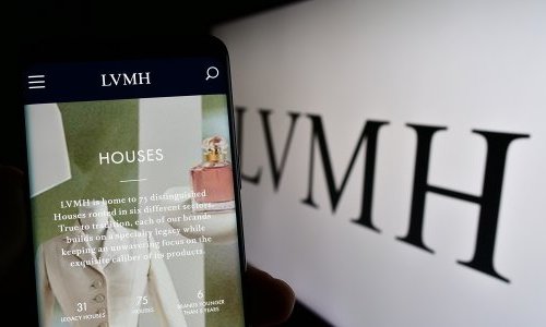 LVMH se recupera no primeiro semestre; perfumes e cosméticos seguem estáveis