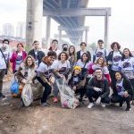 Voluntários da Authentic Beauty Concept participaram no Dia Mundial da Limpeza (World Cleanup Day). A ação ocorreu no último sábado (17) nas proximidades do Museu do Ipiranga, em São Paulo.