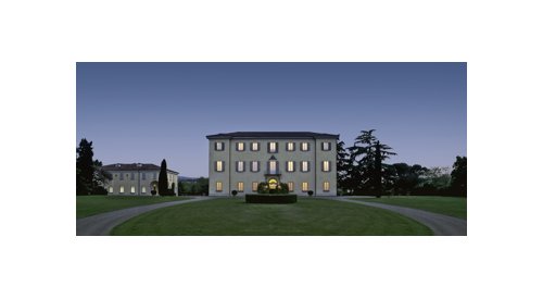 Furla lançará seu primeiro perfume em parceria com a fabricante Mavive