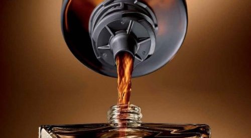 Aptar desenvolve tampa para os frascos refiláveis da linha Essential da Natura