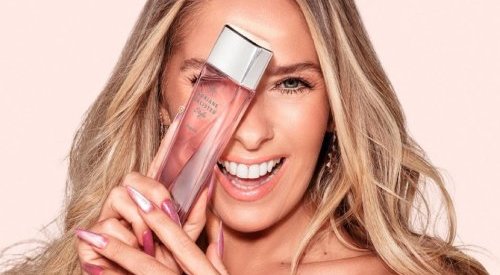 Adriane Galisteu estreia seu novo perfume Style com a Jequiti