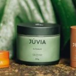 Juvia surge como resposta ao cansaço de rotinas excessivas e narrativas irreais