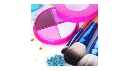 Makeup industry projects continued growth in 2016 with innovative and more price-accessible products