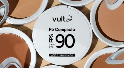 Vult lança pó compacto com FPS 90 em campanha com sósias de Rihanna e Beyoncé