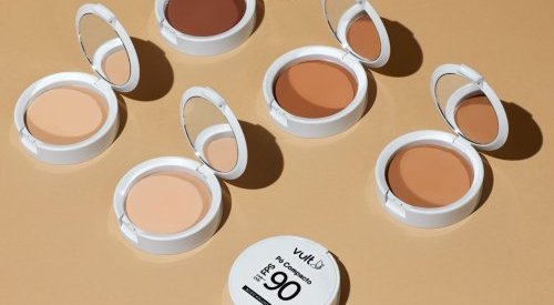 Vult apresenta Pó Compacto FPS 90 com ácido hialurônico