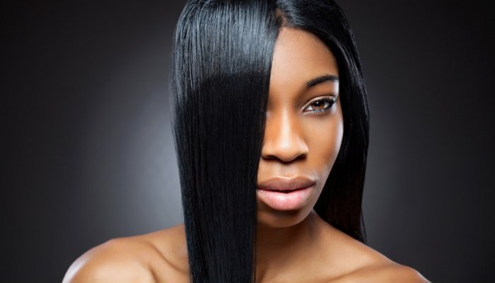 Alisar os cabelos pode aumentar o risco de câncer de útero