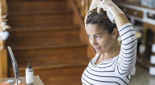 Uso de produtos para cabelo colorido ainda é pequeno, diz gerente da Phytoervas