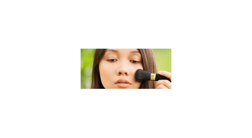 Beauty tutorials hit 700 million views every month - who to watch
