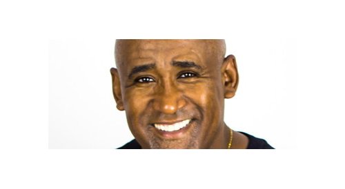 Barbeiro oficial dos jogadores se torna referência na Internet