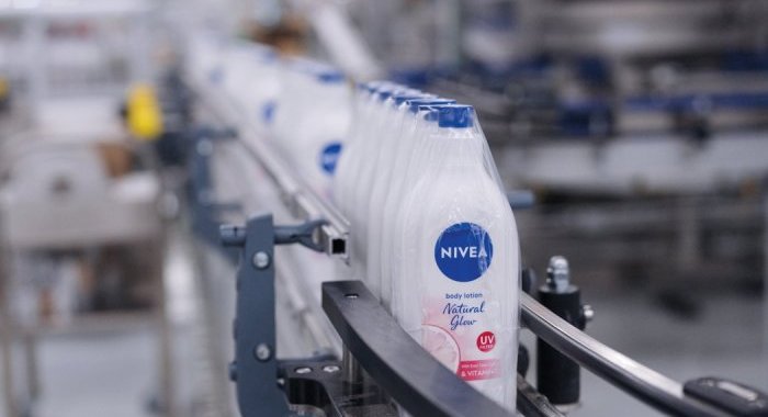 Beiersdorf corta projeção de lucros e acelera recuperação da Nivea