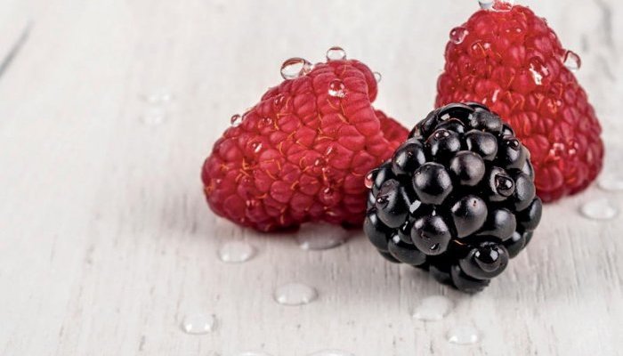 Velberry, nova nota frutada-açucarada para perfumes, lançada pela BASF