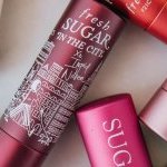 Fresh usa amora para cuidar os lábios