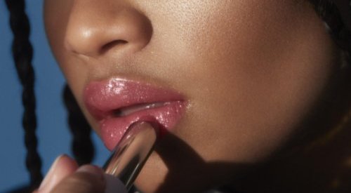 Sephora lança batons com textura de balm e acabamento super brilhante