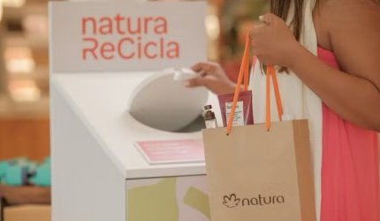 Natura amplia programa de reciclagem para mais de mil lojas no Brasil