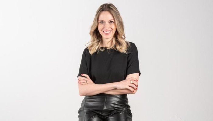 Sabrina Zanker assume como CEO da Época Cosméticos