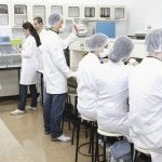 Laboratório da empresa Lipson