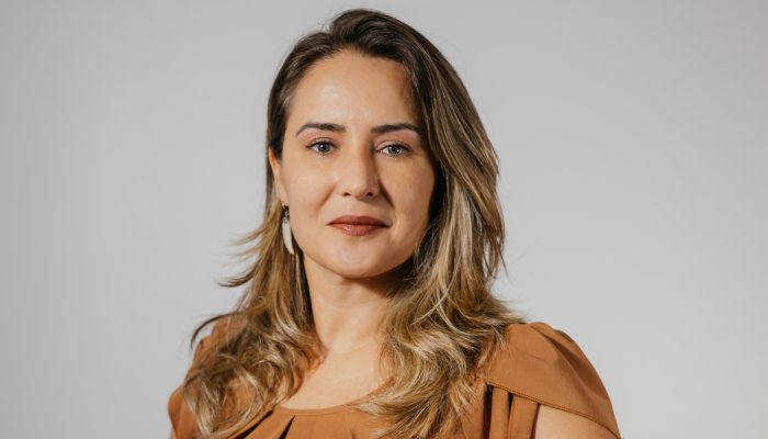 Jordana Saldanha é nomeada diretora-executiva da ABIPLA
