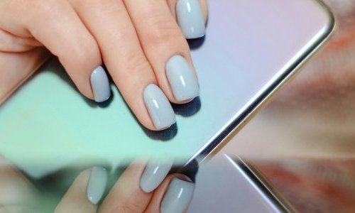 Anvisa proíbe duas substâncias utilizadas em produtos para unhas