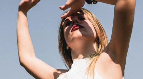 (Re)Awakening : o futuro da beleza e uma era de novas semânticas nos EUA