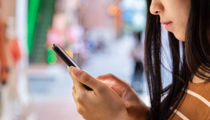 Vendas online estão transformando o mercado global de beleza, diz NIQ