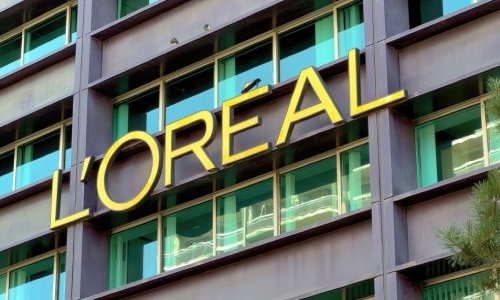 L'Oréal finaliza aquisição bilionária da divisão de beleza da Kering