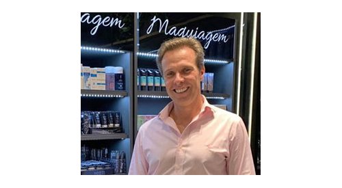 Pozzi celebrates 15 years and opens kiosks in shopping malls to sell directly to the public 