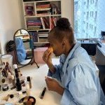 Paola Deodoro é a primeira mulher negra a se tornar editora de beleza no Brasil