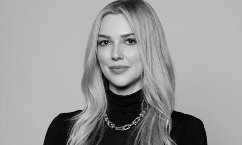 Estée Lauder nomeia Madeleine Boyd para fortalecer o apelo de suas marcas