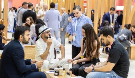 Beautyworld Middle East celebra 30 anos em meio à ascensão dos perfumes árabes