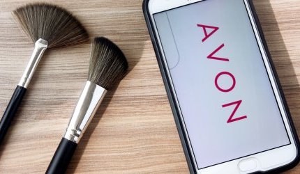 Regent unifica as operações da Avon no mundo sob uma única liderança