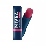 Hidra Color, o hidratante labial com cor intensa da Nivea, chega ao Brasil em quatro versões: Rosa Pink, Vermelho, Violeta e Nude (Preço Sugerido: R,90).