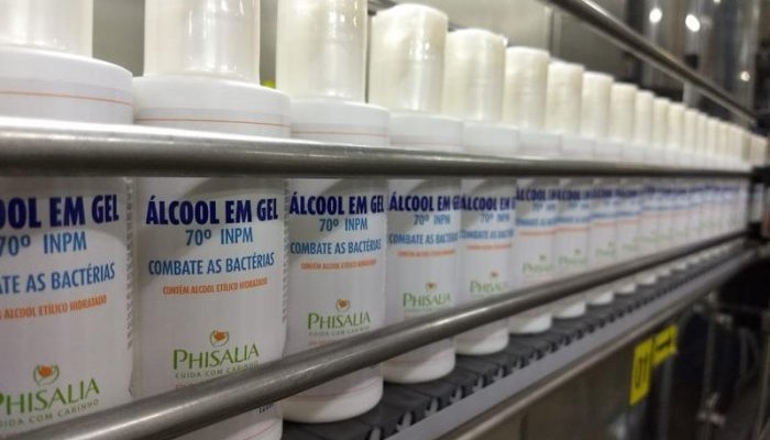 Phisalia doa álcool gel, produtos de higiene e informa consumidores