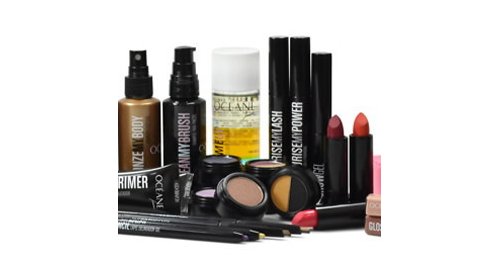 Océane invests in innovation and broadens access to makeup